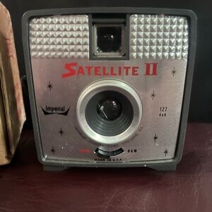 Vintage Imperial Satellite 127 Film Camera **untested**